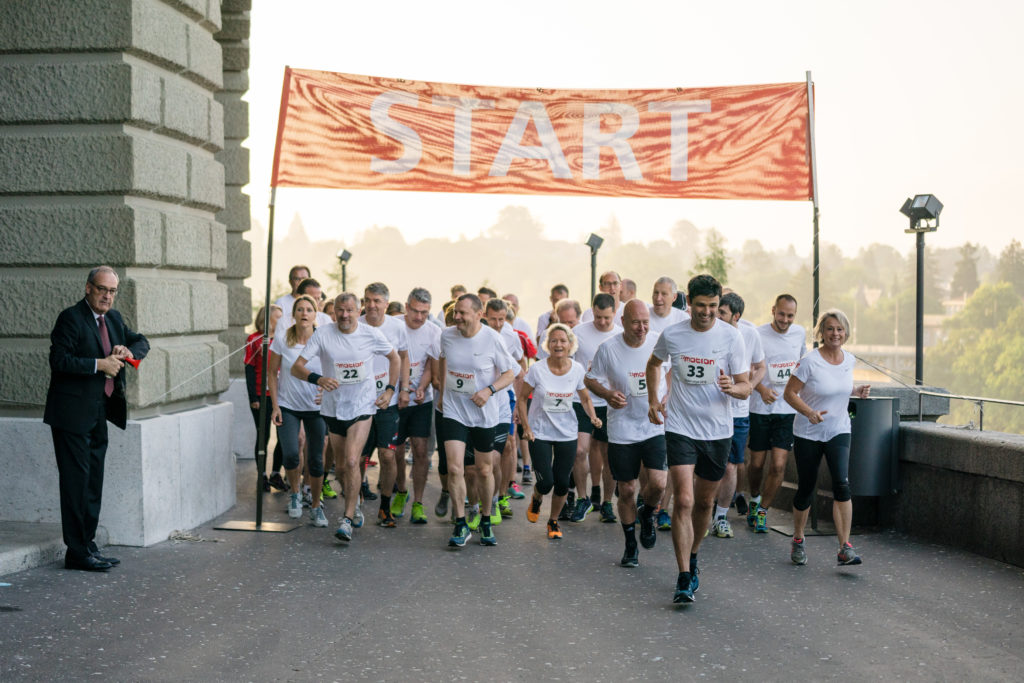 Parlamentarierinnen und Parlamentarier am Parlamentslauf 2018 fotografiert am Donnerstag, 14. Juni 2018 in Bern. (PPR/Manuel Lopez)